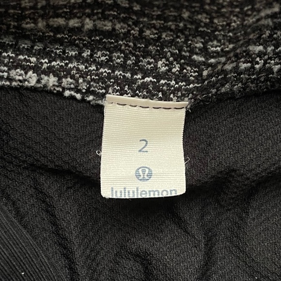Lululemon Quarter Zip | Women’s Size 2 | Heather Grey - Picture 8 of 8
